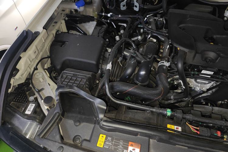 Used Ford Bronco 2024 2.3T Wilderness Engine Bay Right