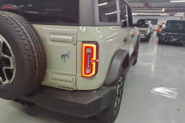 Used Ford Bronco 2024 2.3T Long Beach Exterior 3