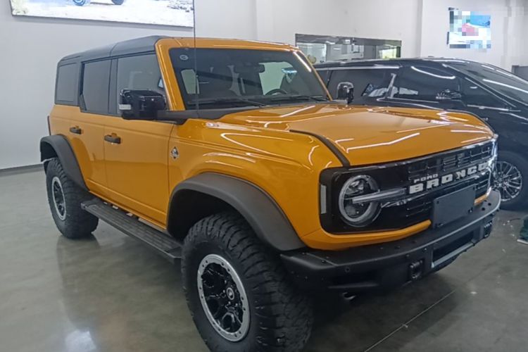 Used Ford Bronco 2024 2.3T Long Beach Big-Foot Off-Road Version Front Right 45 Deg
