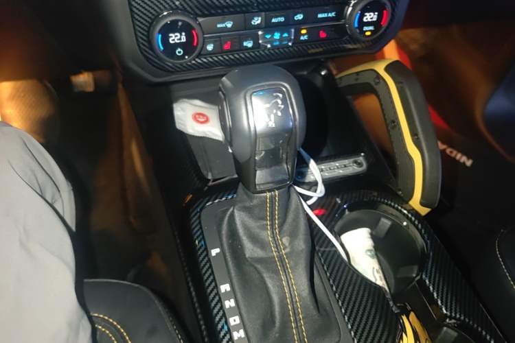 Used Ford Bronco 2024 2.3T Wilderness Gear Lever