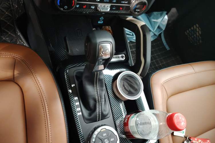 Used Ford Bronco 2024 2.3T Long Beach Gear Lever