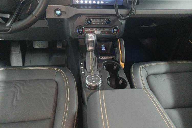 Used Ford Bronco 2024 2.3T Wilderness Gear Lever
