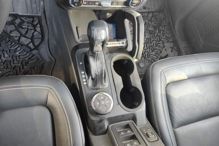 Used Ford Bronco 2024 2.3T Long Beach Gear Lever