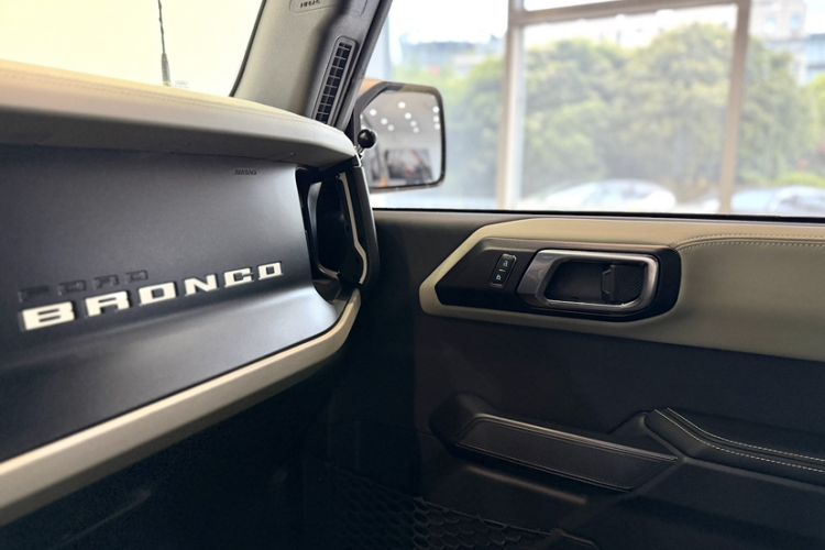 Used Ford Bronco 2024 2.3T Long Beach Big-Foot Off-Road Version Interior 11