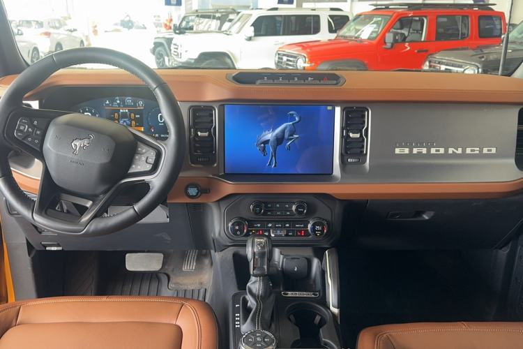 Used Ford Bronco 2024 2.3T Long Beach Big-Foot Off-Road Version Interior 3