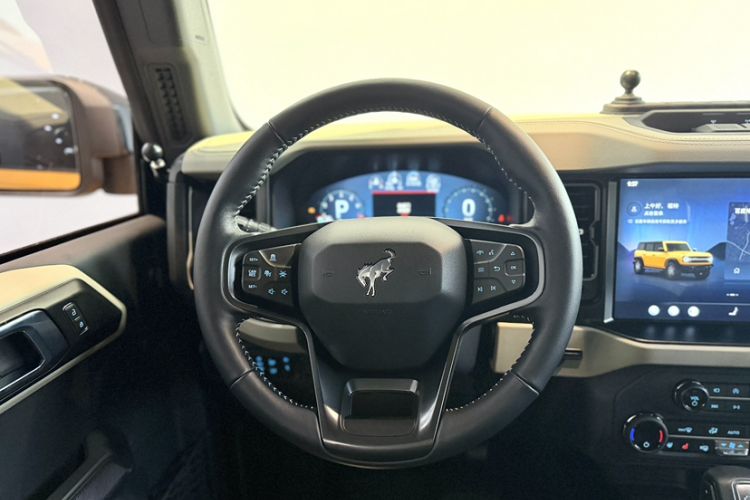 Used Ford Bronco 2024 2.3T Long Beach Big-Foot Off-Road Version Interior 4
