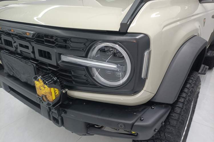 Used Ford Bronco 2024 2.3T Wilderness Left Front Headlight