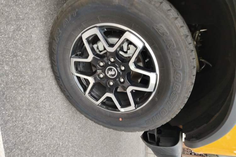 Used Ford Bronco 2024 2.3T Long Beach Right Front Wheel Hub