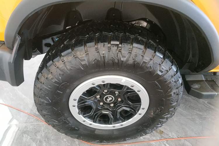 Used Ford Bronco 2024 2.3T Long Beach Big-Foot Off-Road Version Right Rear Wheel Hub