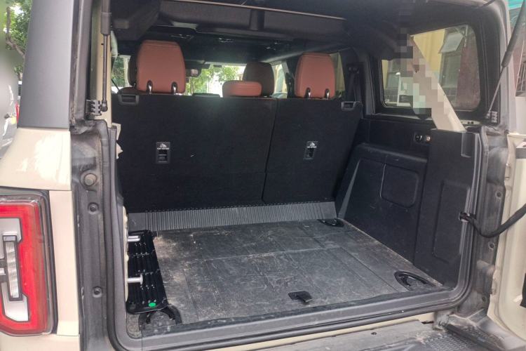 Used Ford Bronco 2024 2.3T Long Beach Trunk