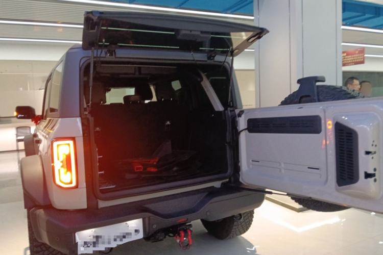 Used Ford Bronco 2024 2.3T Wilderness Trunk