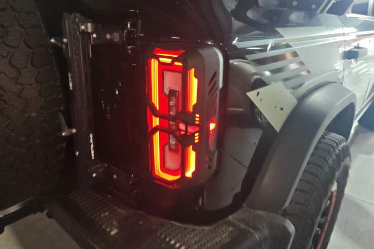 Used Ford Bronco 2025 2.3T Big Dune Limited Custom Edition Right Rear Taillight