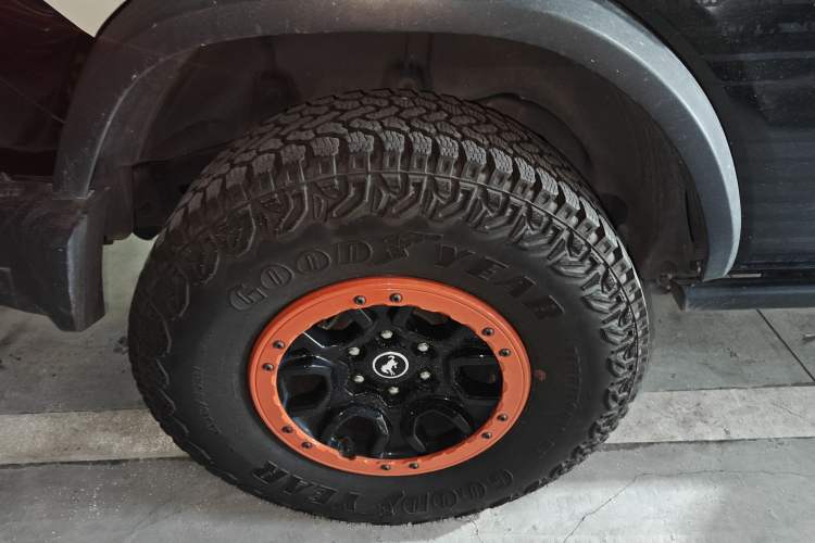 Used Ford Bronco 2025 2.3T Big Dune Limited Custom Edition Right Rear Wheel Hub