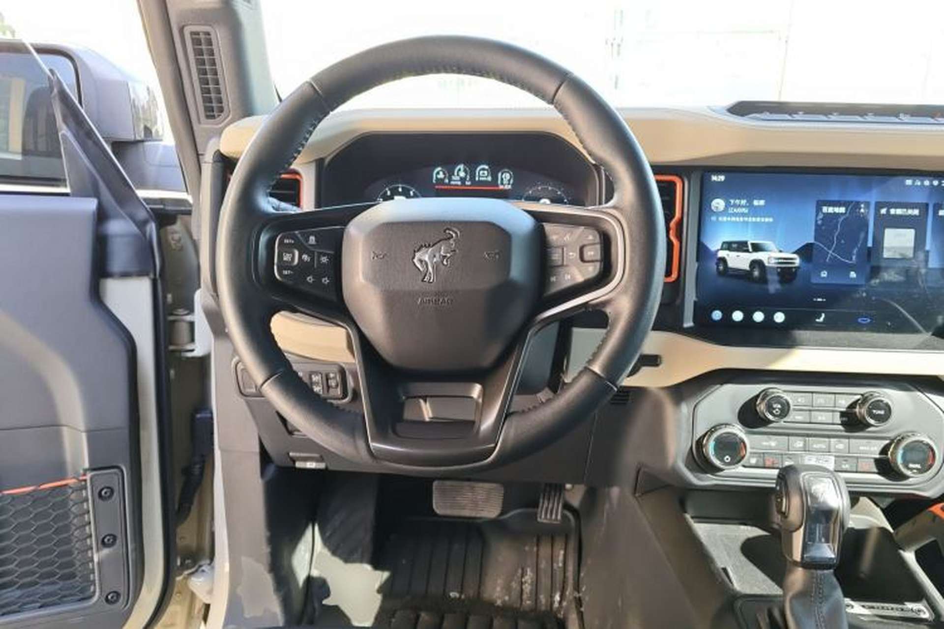Used Ford Bronco 2025 2.3T Big Dune Limited Custom Edition Steering Wheel