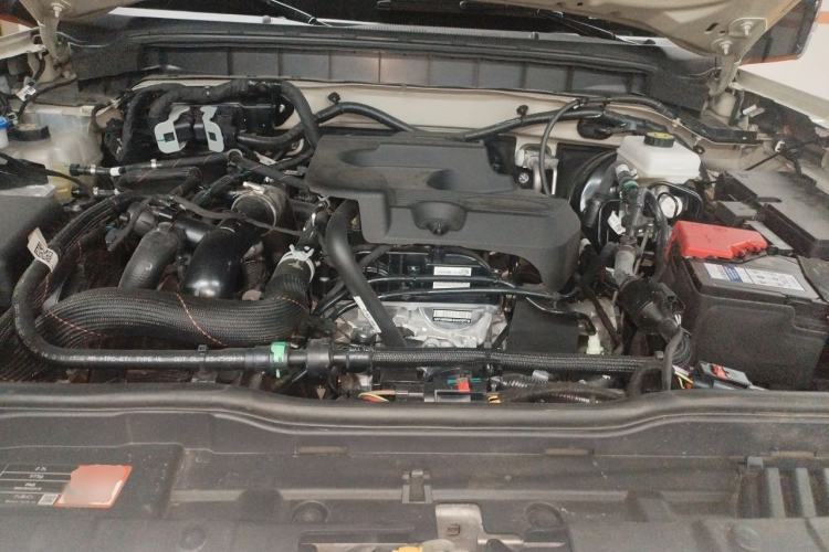 Used Ford Bronco 2025 2.3T Big Dune Limited Custom Edition Engine Bay