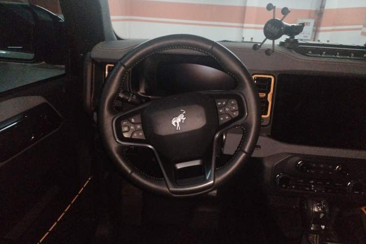 Used Ford Bronco 2025 2.3T Big Dune Limited Custom Edition Steering Wheel