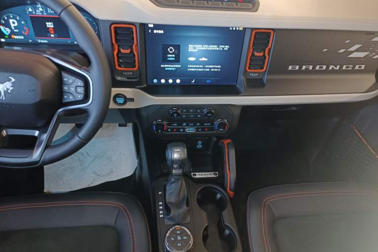 Used Ford Bronco 2025 2.3T Big Dune Limited Custom Edition Audio And AC Panel