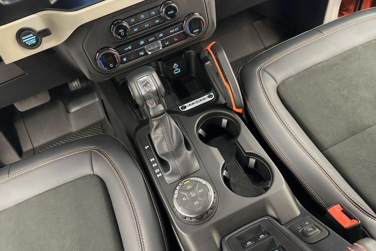 Used Ford Bronco 2025 2.3T Big Dune Limited Custom Edition Interior 7