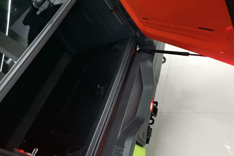 Used Ford Bronco 2025 2.3T Big Dune Limited Custom Edition Trunk
