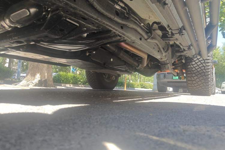 Used Ford Bronco 2026 Model, 2.3T, Huang Di Chassis Front Left