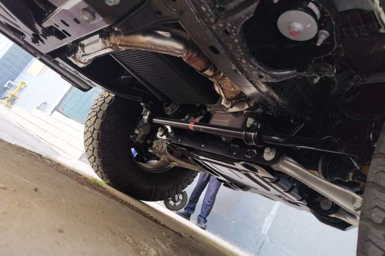 Used Ford Bronco 2026 Model, 2.3T, Changtan Big-Foot Off-Road Edition Chassis Front
