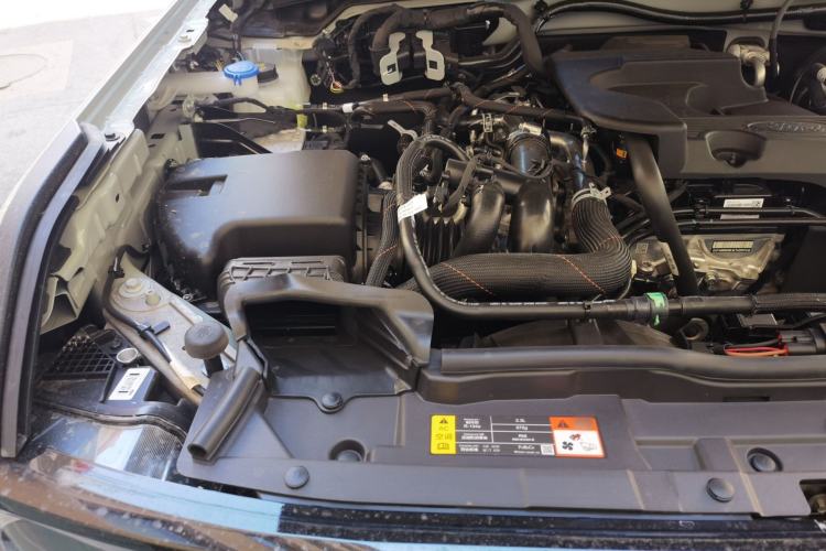 Used Ford Bronco 2026 Model, 2.3T, Changtan Big-Foot Off-Road Edition Engine Bay Right