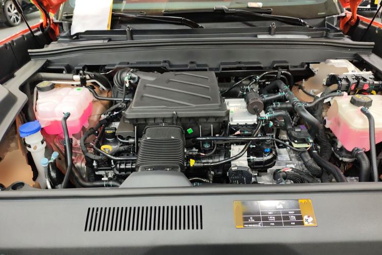 Used Ford Bronco 2026 Model Ink Diamond Range-Extended Engine Bay