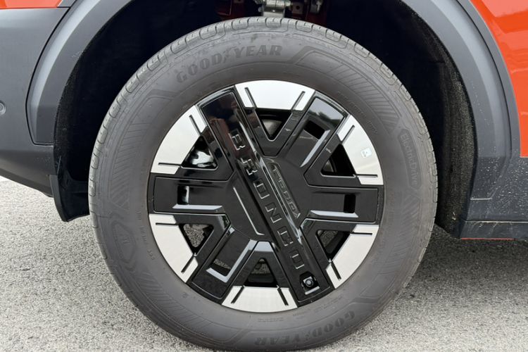 Used Ford Bronco 2026 Model Long Beach Range-Extended Version Exterior 1