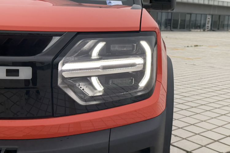 Used Ford Bronco 2026 Model Long Beach Range-Extended Version Left Front Headlight