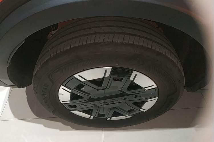 Used Ford Bronco 2026 Model Long Beach Range-Extended Version Right Rear Wheel Hub