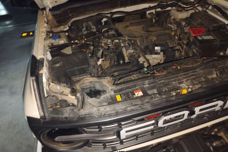 Used Ford Bronco 2026 Model, 2.3T, Huang Di Engine Bay Right
