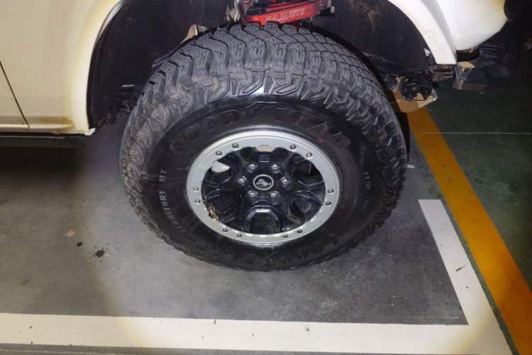 Used Ford Bronco 2026 Model, 2.3T, Huang Di Right Front Wheel Hub