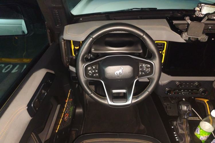 Used Ford Bronco 2026 Model, 2.3T, Huang Di Steering Wheel