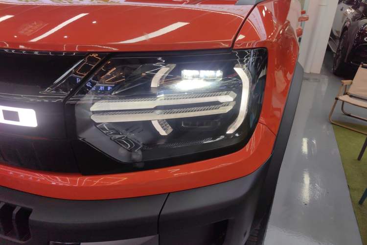 Used Ford Bronco 2026 Model Long Beach Range-Extended Version Left Front Headlight