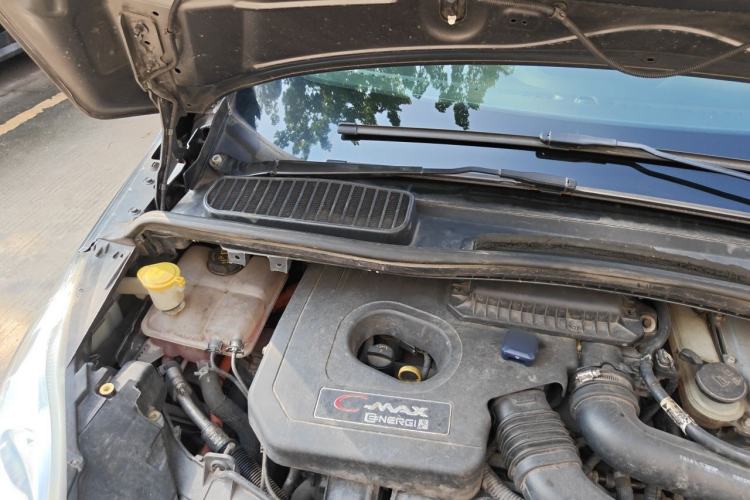 Used Ford C-MAX 2017 2.0L Energi (Imported) Engine Bay Right