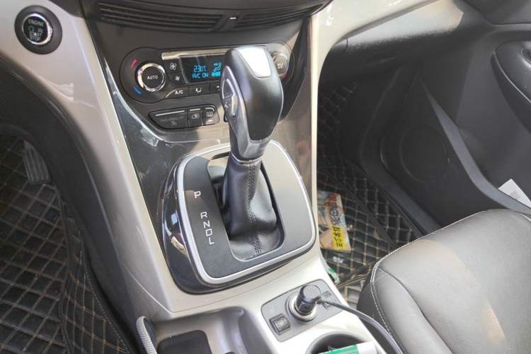 Used Ford C-MAX 2017 2.0L Energi (Imported) Gear Lever