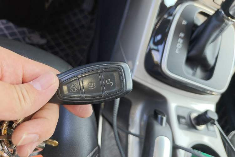 Used Ford C-MAX 2017 2.0L Energi (Imported) Vehicle Key