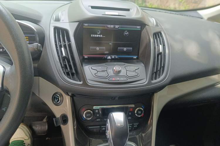 Used Ford C-MAX 2017 2.0L Energi (Imported) Audio And AC Panel