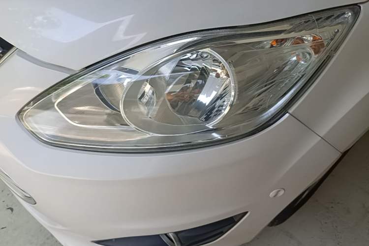 Used Ford C-MAX 2017 2.0L Energi (Imported) Left Front Headlight