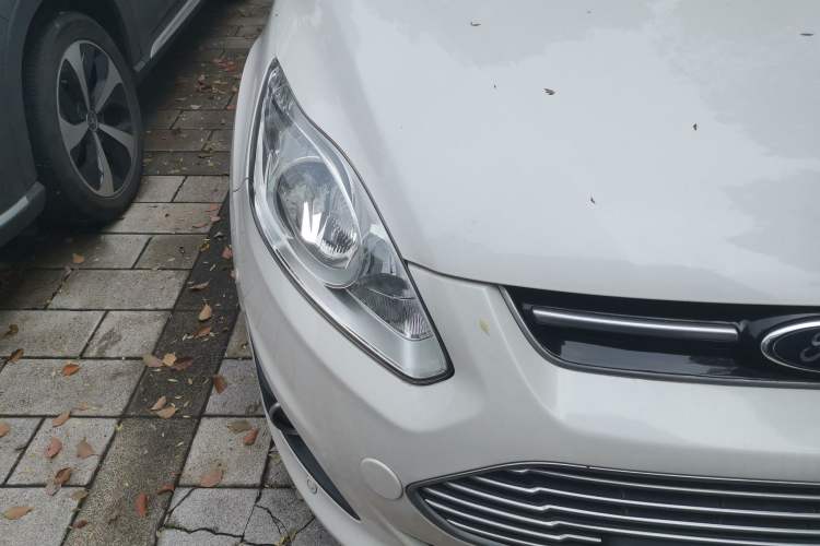 Used Ford C-MAX 2017 2.0L Energi (Imported) Right Front Headlight