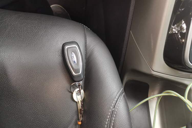 Used Ford C-MAX 2017 2.0L Energi (Imported) Vehicle Key