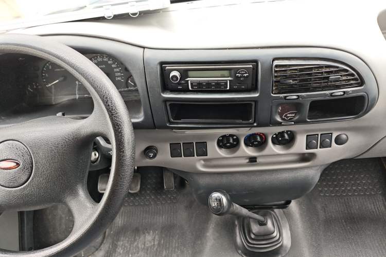 Used Ford Classic Transit 2013 2.8T Facelifted Diesel Van - Short Wheelbase Mid-Roof Model JX493ZLQ4 Audio And AC Panel