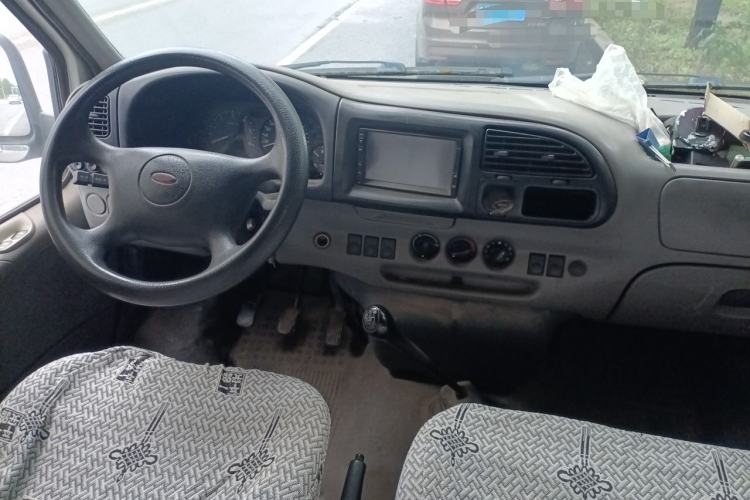 Used Ford Classic Transit 2009 2.8T Diesel Standard Version Short Wheelbase Mid-Roof JX493ZLQ3 Center Console