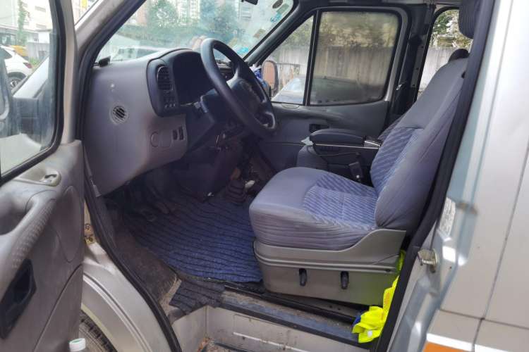 Used Ford Classic Transit 2009 2.8T Diesel Multi-Function Short Wheelbase Mid-Roof JX493ZLQ3 Driver Seat