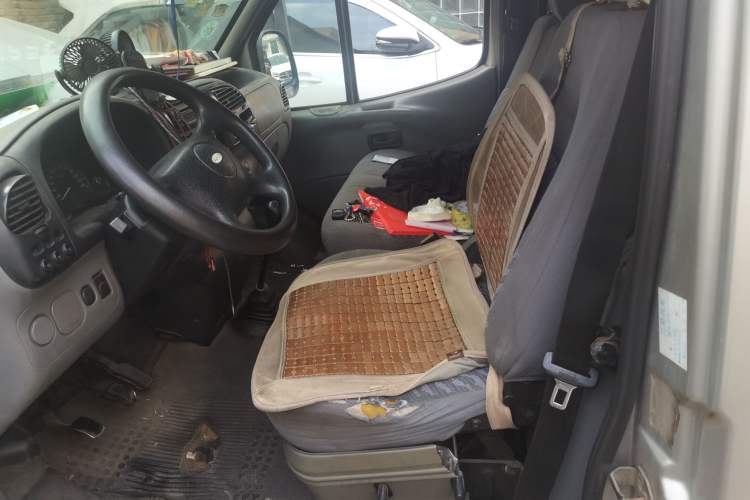 Used Ford Classic Transit 2009 2.8T Diesel Multi-Function Short Wheelbase Mid-Roof JX493ZLQ3 Left Front Seat