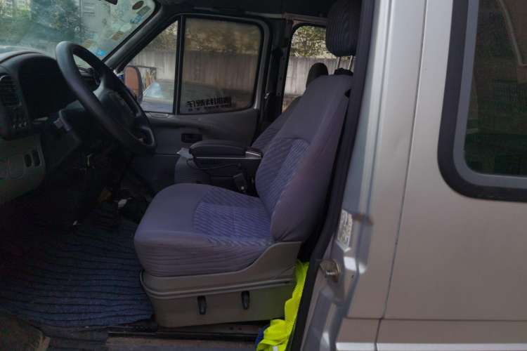 Used Ford Classic Transit 2009 2.8T Diesel Multi-Function Short Wheelbase Mid-Roof JX493ZLQ3 Left Front Seat