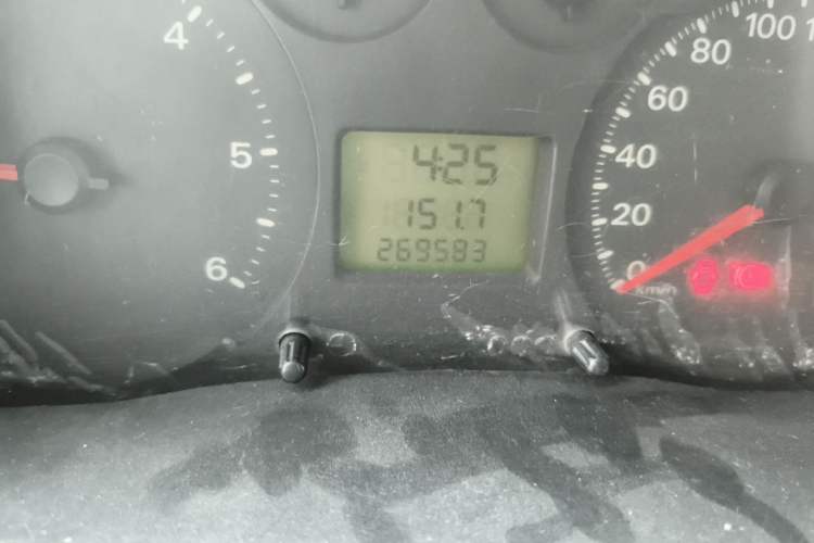 Used Ford Classic Transit 2009 2.4L Gasoline Standard Edition Long Wheelbase High-Roof 4G64S4N Odometer Close Up