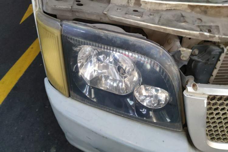 Used Ford Classic Transit 2009 2.8T Diesel Multi-Function Short Wheelbase Mid-Roof JX493ZLQ3 Right Front Headlight