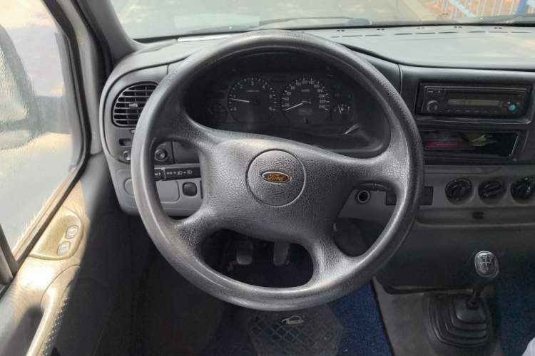 Used Ford Classic Transit 2009 2.8T Diesel Multi-Function Short Wheelbase Mid-Roof JX493ZLQ3 Steering Wheel
