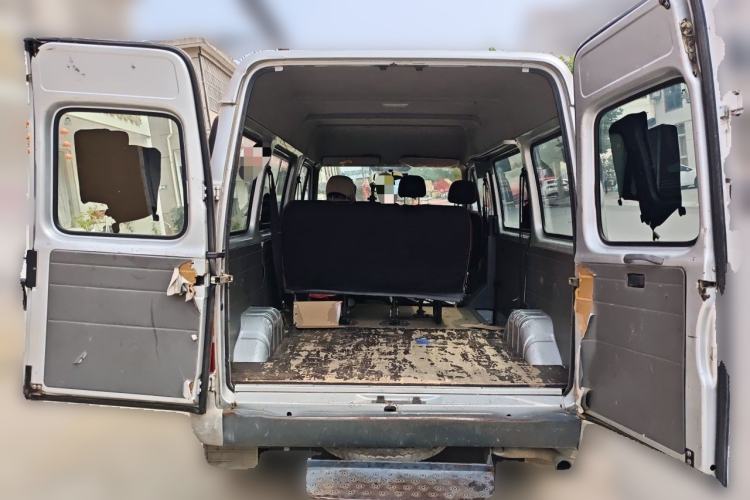 Used Ford Classic Transit 2009 2.8T Diesel Multi-Function Short-Wheelbase Mid-Roof JX493ZLQ3A Trunk